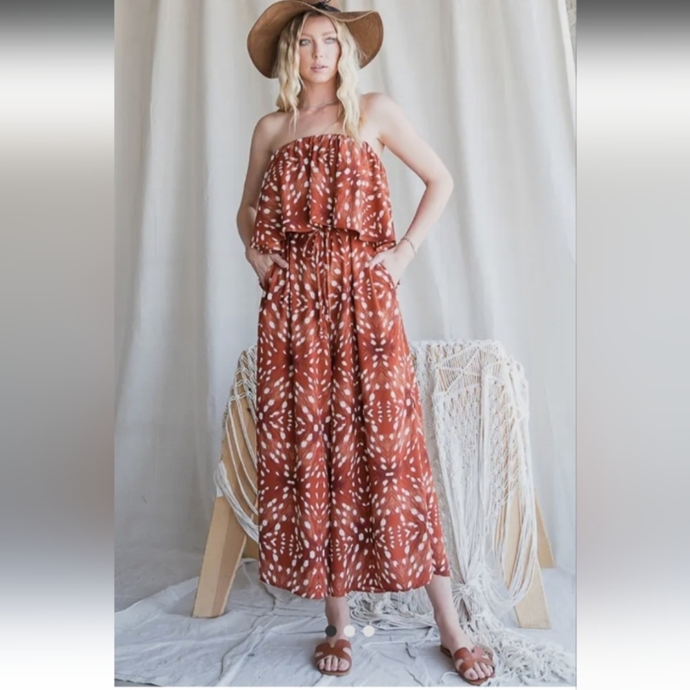 BUCKETLIST Vibrant Polkadot Rust Strapless Jumpsuit, Sz L, 22" Inseam